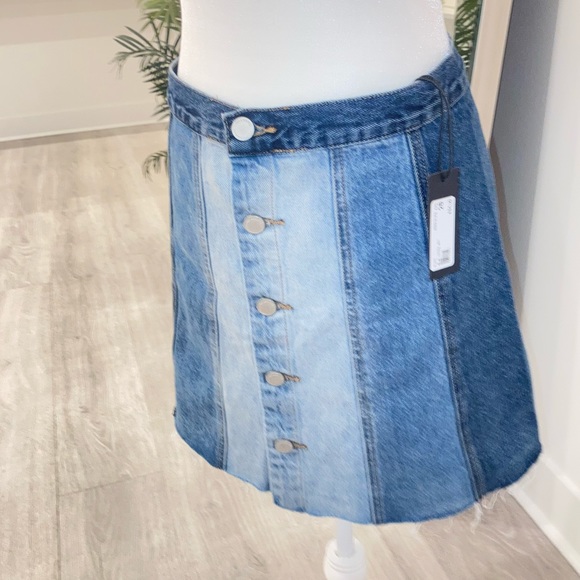 Blank NYC All or Nothing Denim Jean Skirt 26 Dolls Kill patchwork denim skirt - Picture 8 of 13